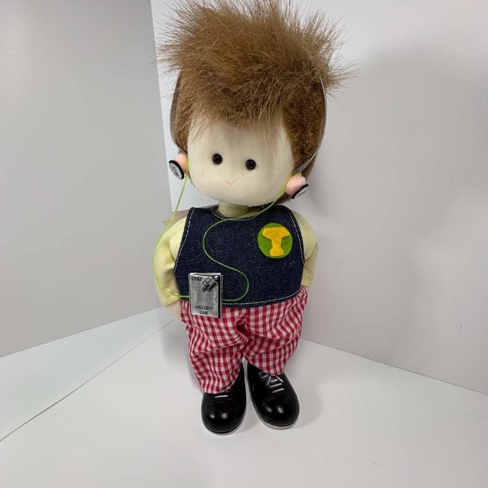 Vintage Wind Up Irish Musical Moving Boy Doll Mohawk Hairdo Walkman & Earphones